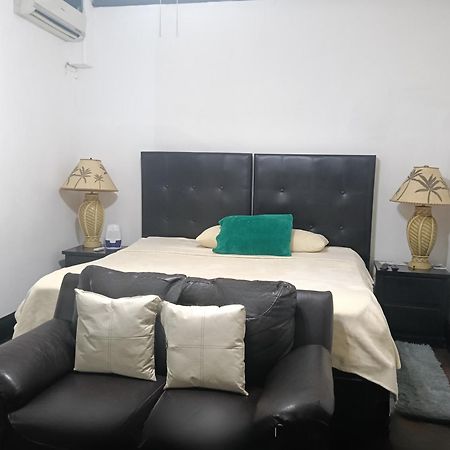 Hotel Garcias Suites, Linares Extérieur photo