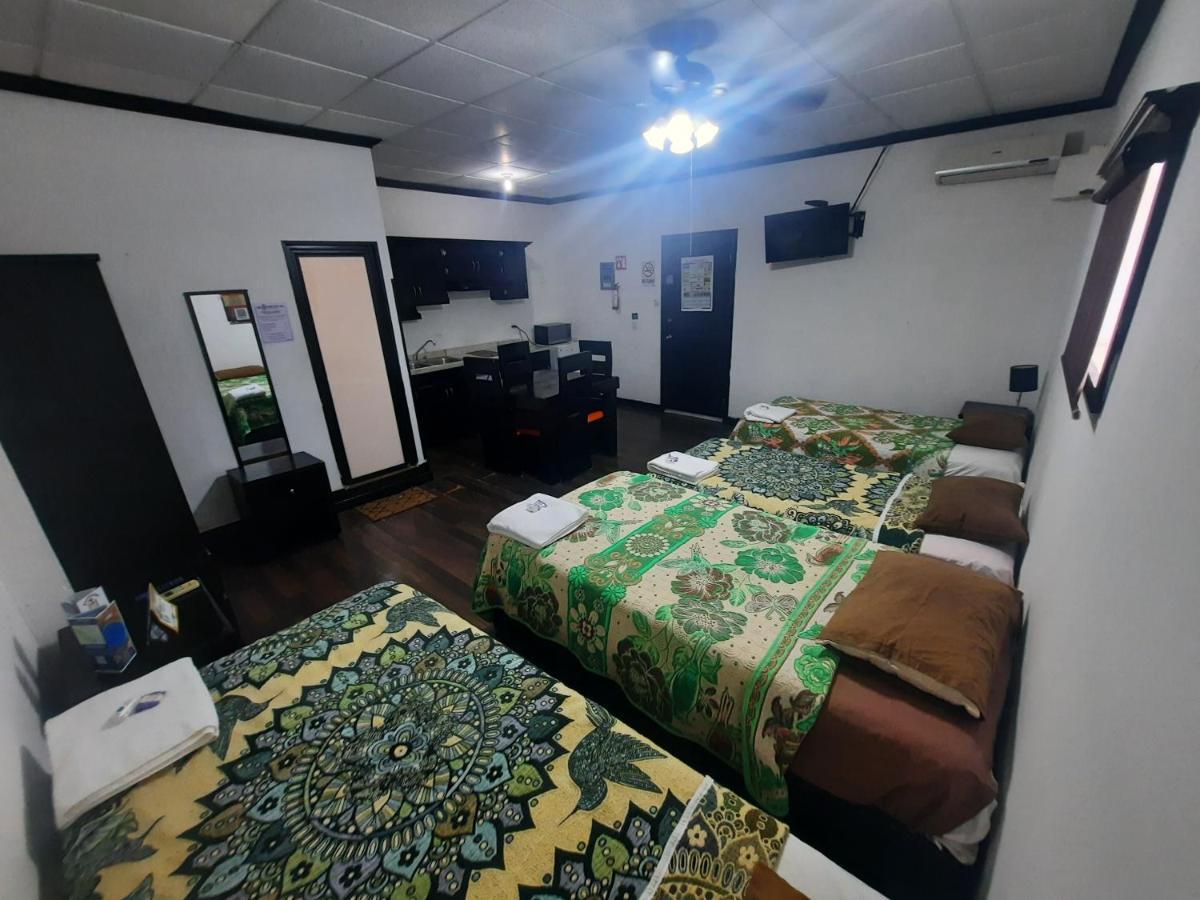 Hotel Garcias Suites, Linares Extérieur photo